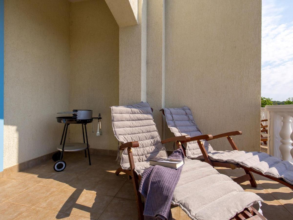 Holiday Home Casa Albertina-2 Martina Bagian luar foto
