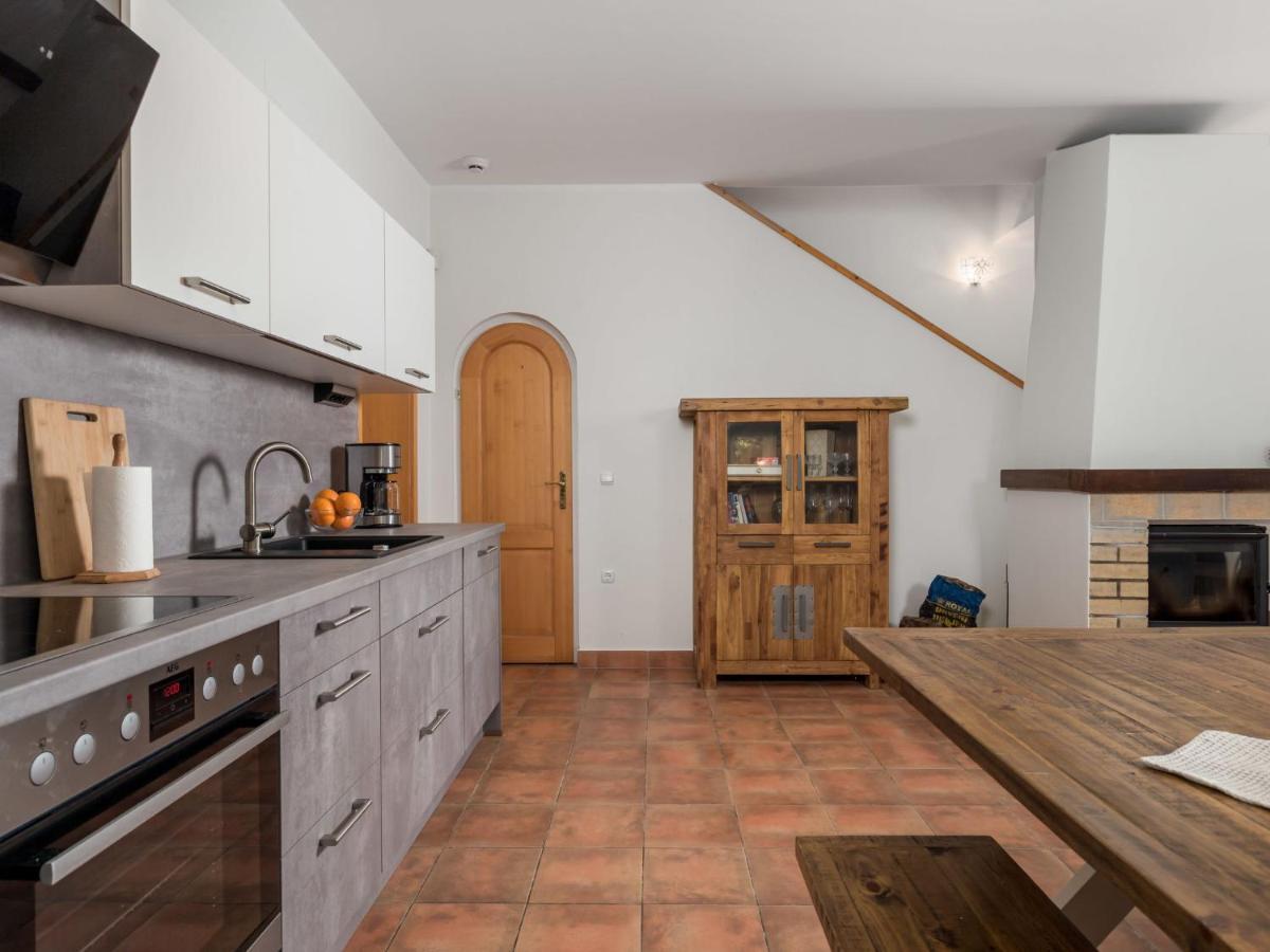 Holiday Home Casa Albertina-2 Martina Bagian luar foto